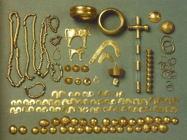 Unveiling the Ancient Riches: ‘Oldest Gold of Humanity’ Buried 6,500 Years Ago in the Varna Necropolis