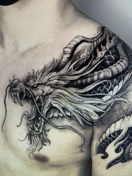 Fantasy Ink Unleashed A Dragon Tattoo For Men On Shoulder And Back   Image 1 618 